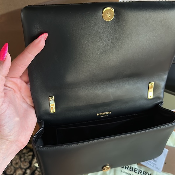 BURBERRY shoulder bag with 18karat gold chain! NWT!!! - Picture 7 of 9